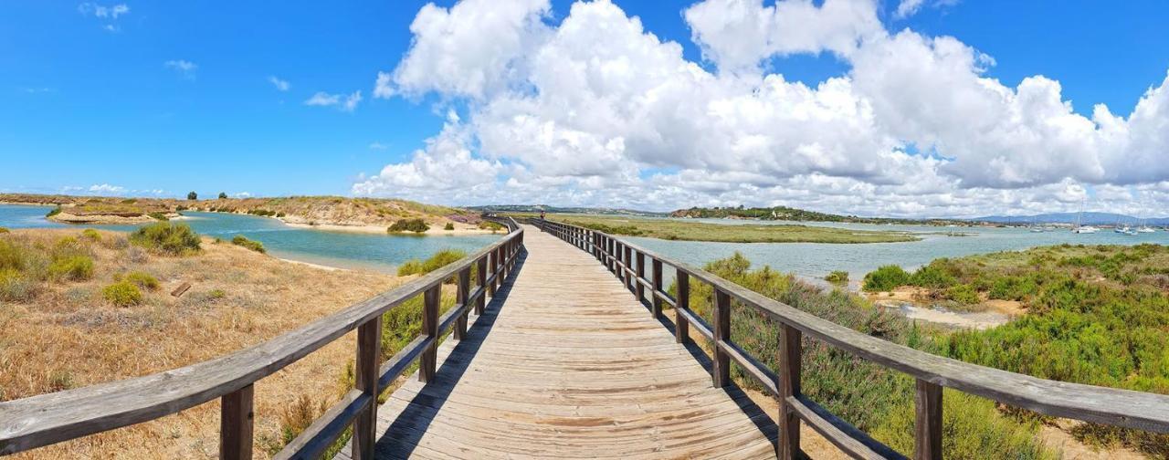 Homem De Ferro Alvor Bagian luar foto